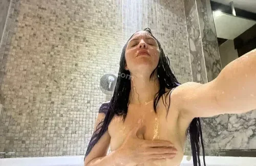 Интимный Порно слив модели Moona (Муна)