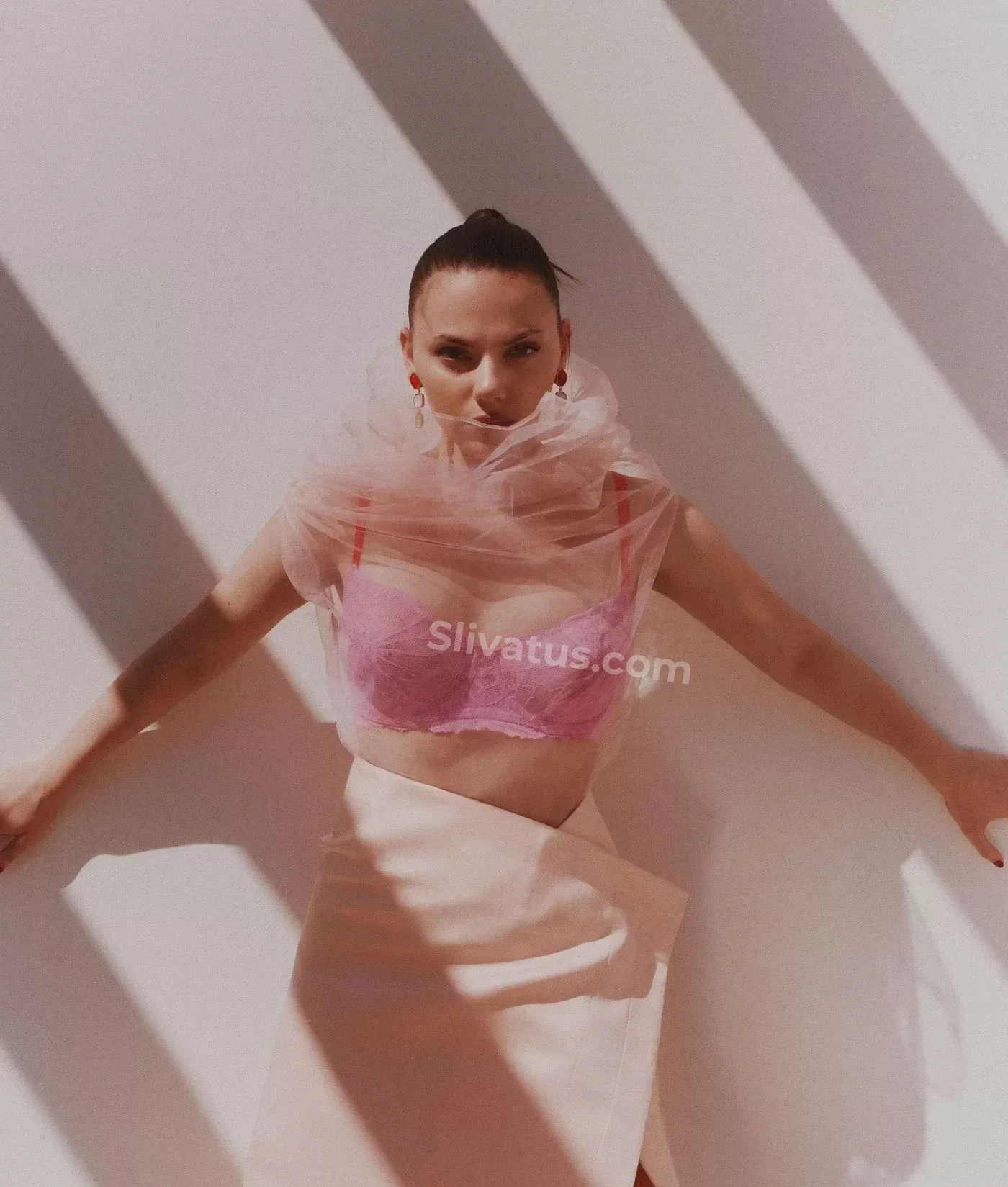 Интимный Слив фото звезды Дафни Кин (Dafne Keen)