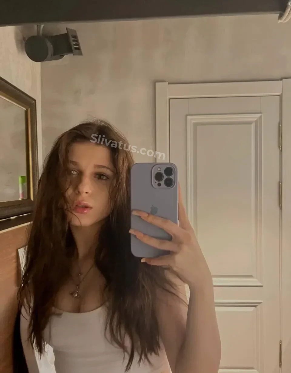 Интимный Свежий слив видео тиктокерши Лера Симка (simka.le)