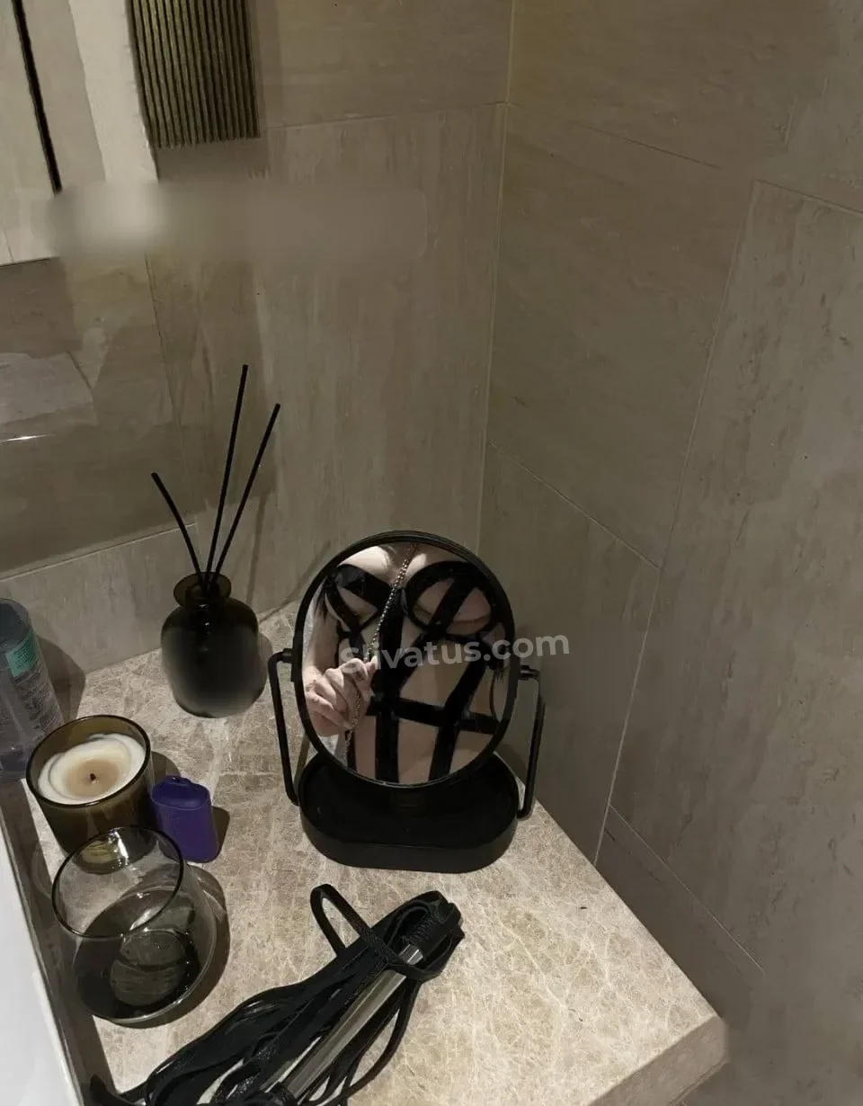 Новый Фото голой блогерши Лерон Барон (leronbaron)