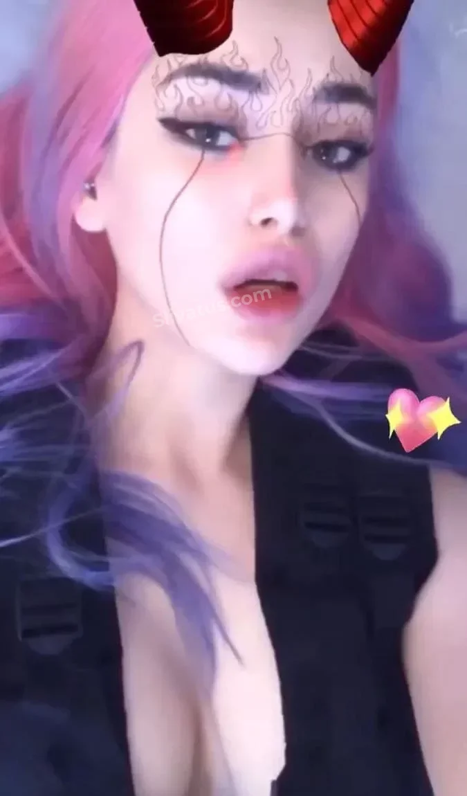 Новый Фото голой модели Морана Батори (Morana Battory)