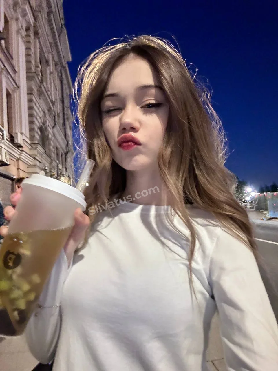 Новый HD фото слива тиктокерши Антотка (antotkaa)