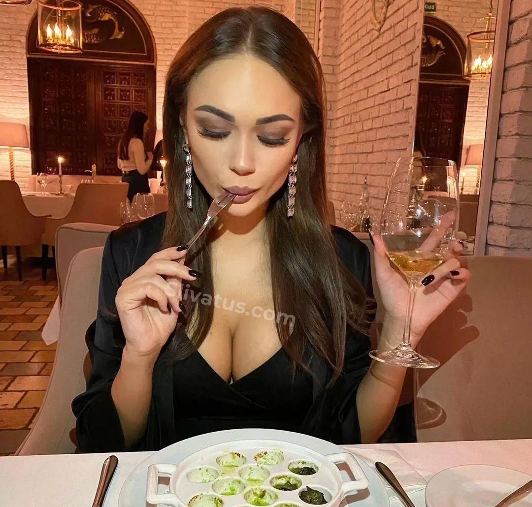 Эксклюзивный Приватное фото блогерши Яна Кошкина