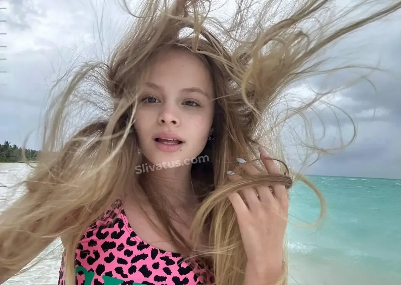 Новый Слив голой блогерши Милана Стар (Milana Star)