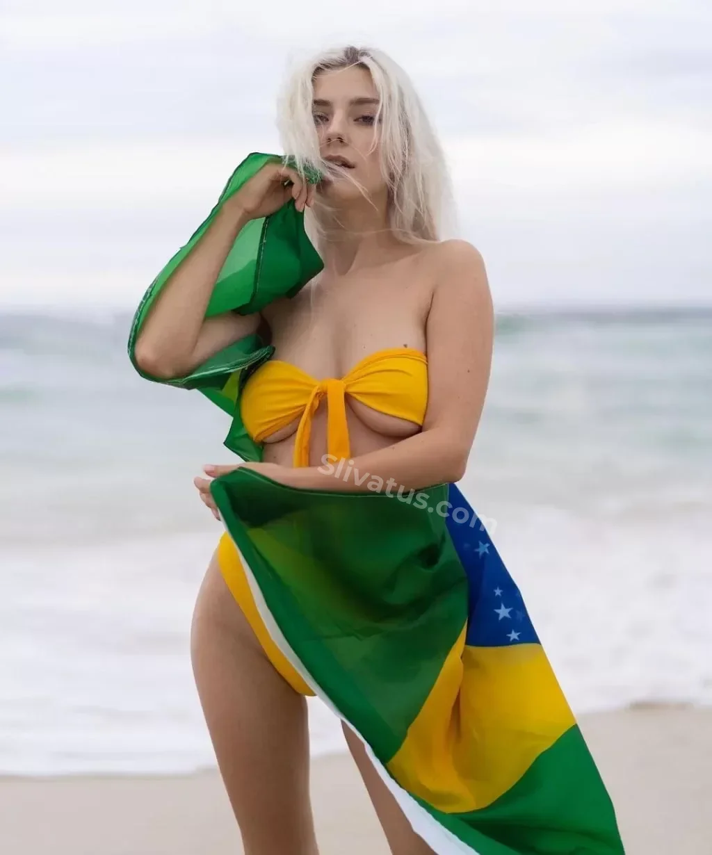 Новый Слив голой модели Ева Эльфи (Eva Elfie)