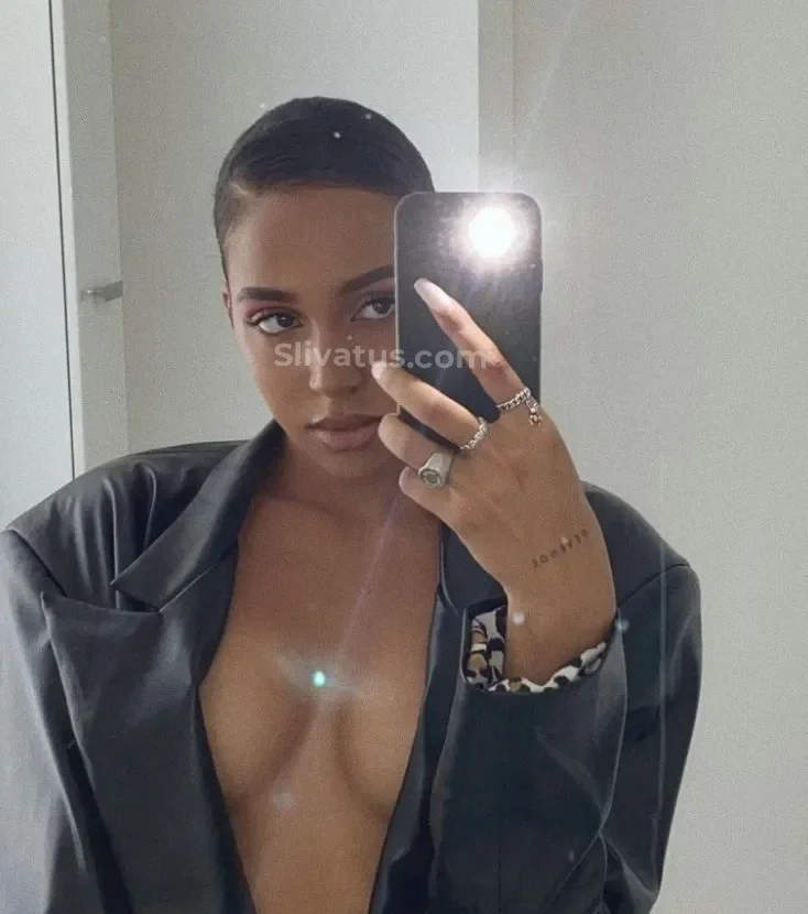 Новый Слив голой тик токерши Алиша Коне (aalishass)