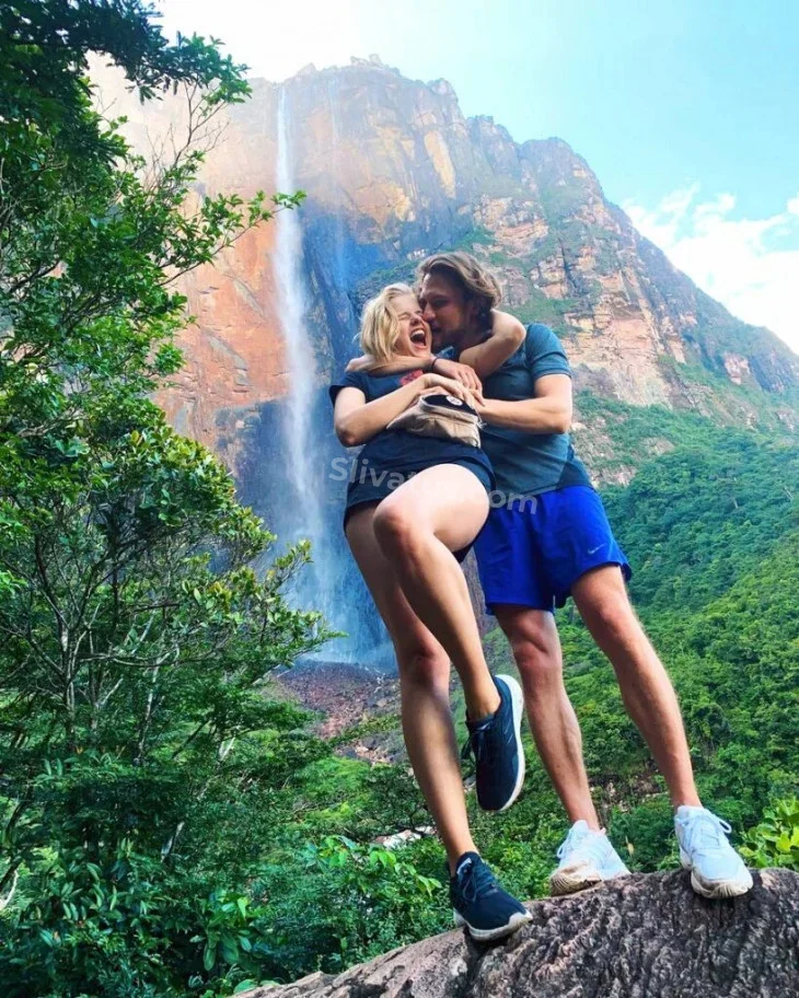 Новый Слив русских популярных девушек и Александра Бортич (bortich)