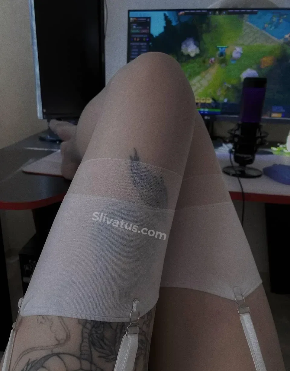 Новый Утечка фото блогерши Rochersha (Настя Рочерша)