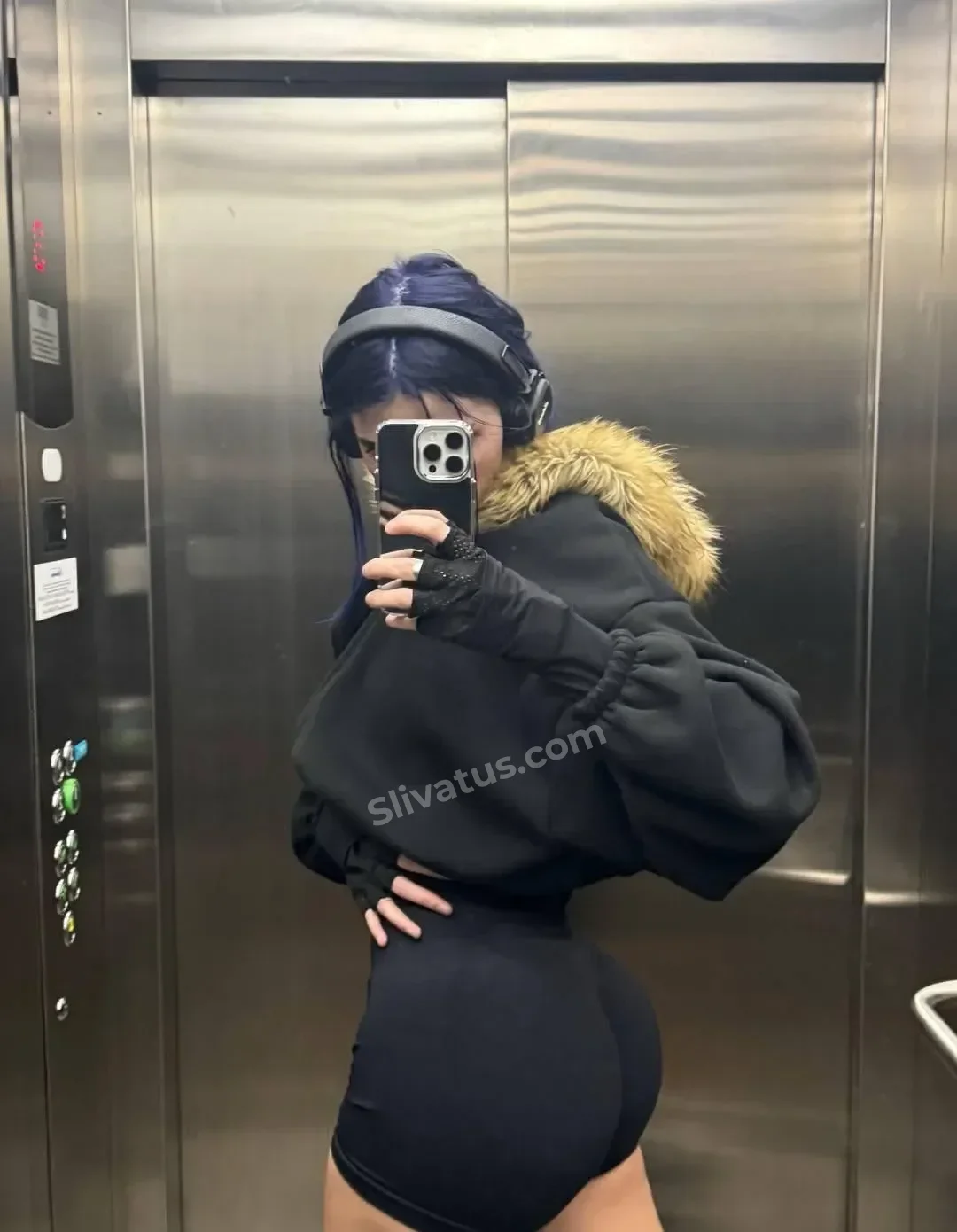 Обнаженное тело тиктокерши Annfigma