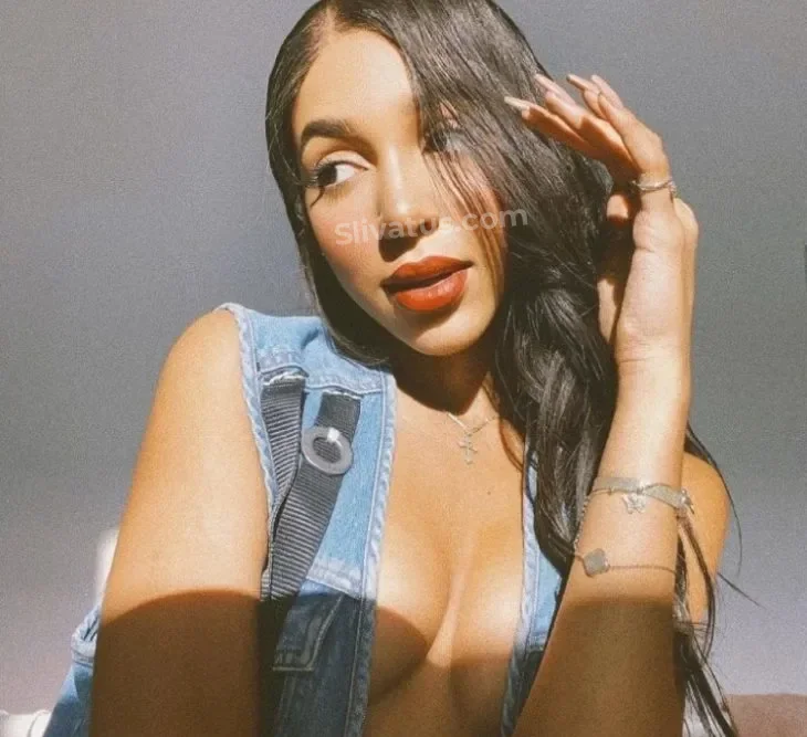 OnlyFans Горячее фото тиктокерши Алиша Коне (aalishass)