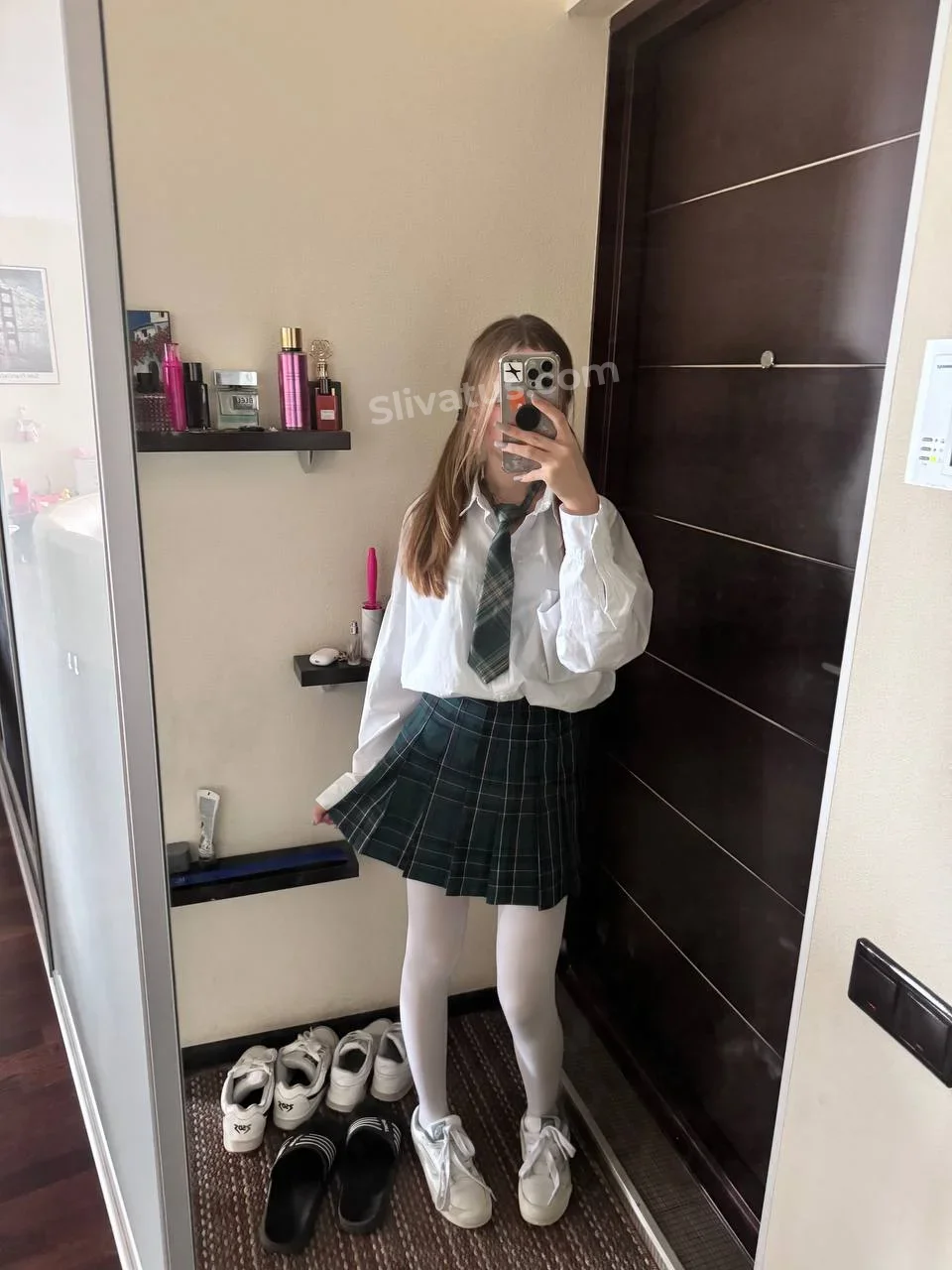 OnlyFans Приватное фото тиктокерши Антотка (antotkaa)