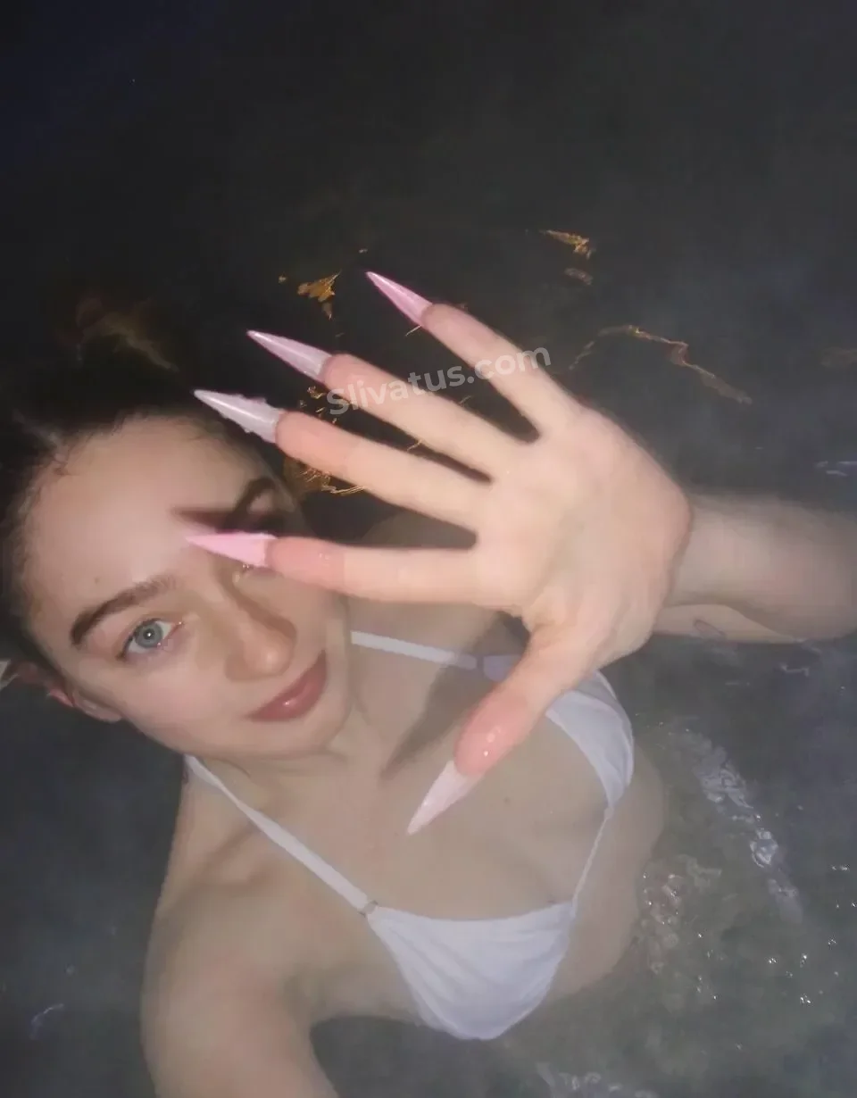 OnlyFans Слив интимного фото звезды Мейби Бейби