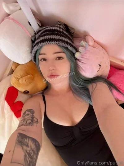 Популярной Эксклюзивный слив тиктокерши Mewisa (puppii)