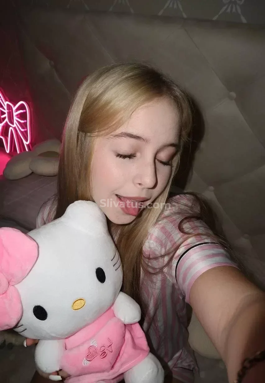 Популярной Фото голой тик токерши Ксюша ШГШ