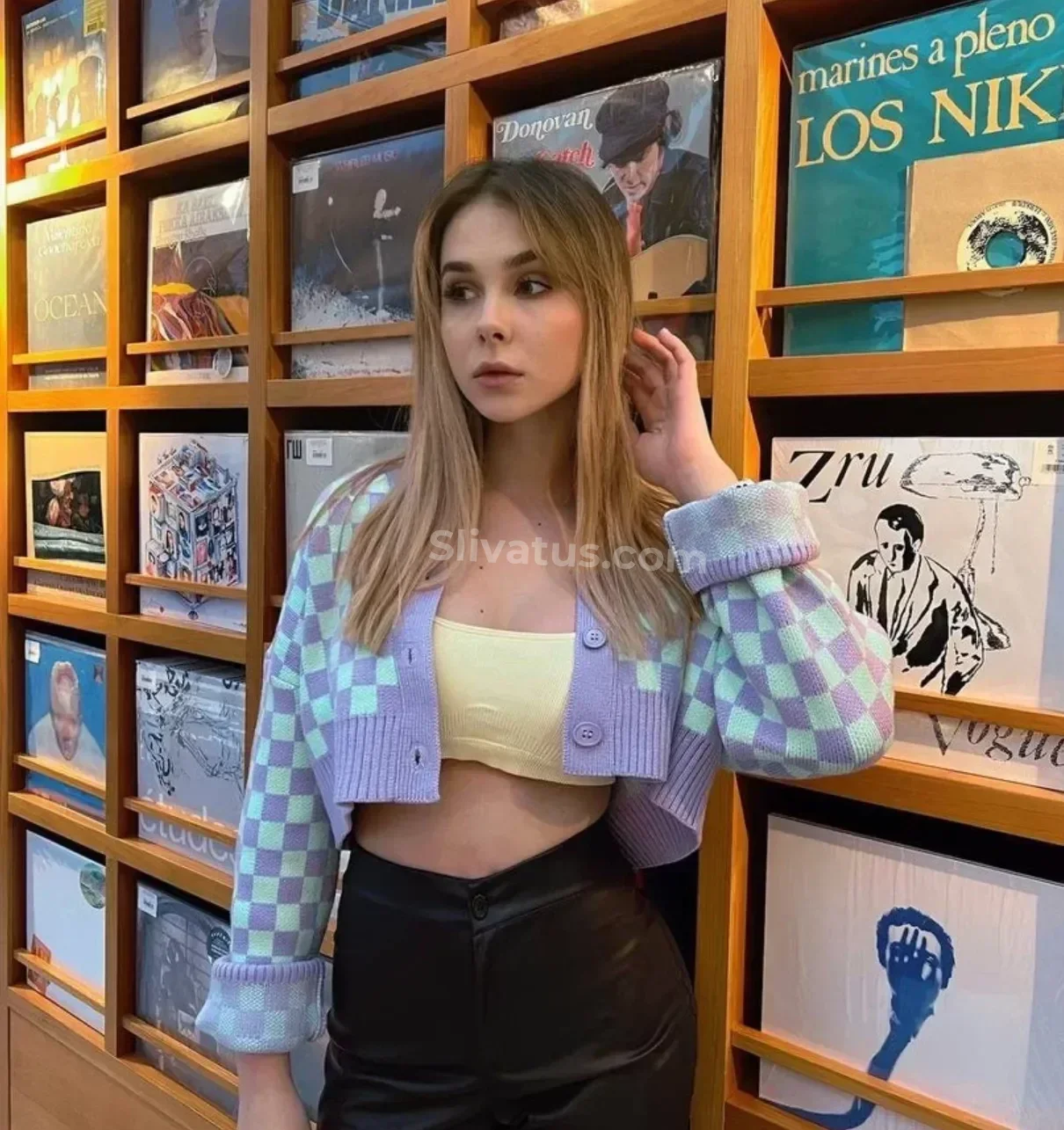 Популярной Голая тиктокерша Di Rubens на фото