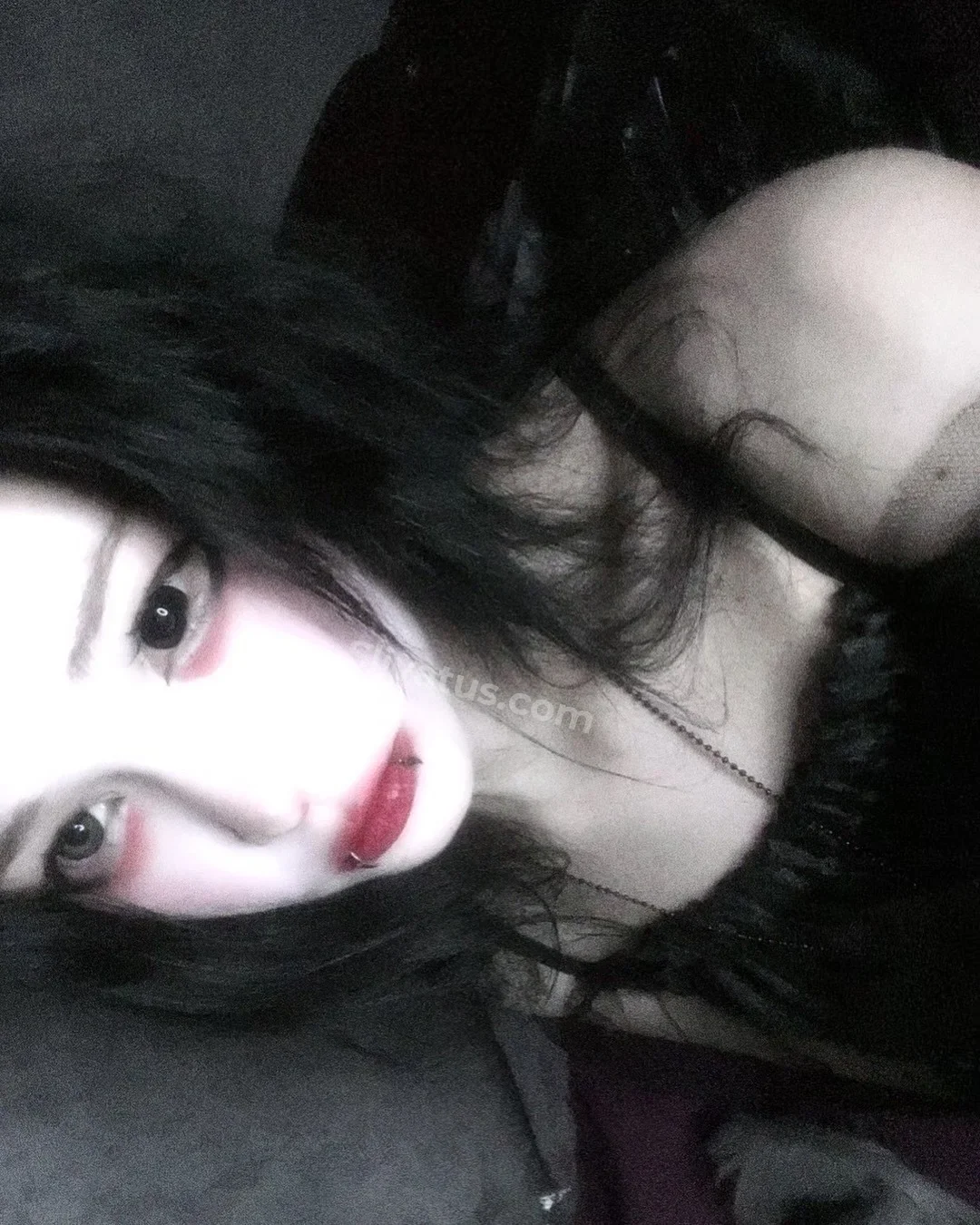 Популярной Обнаженное тело тиктокерши woozixx