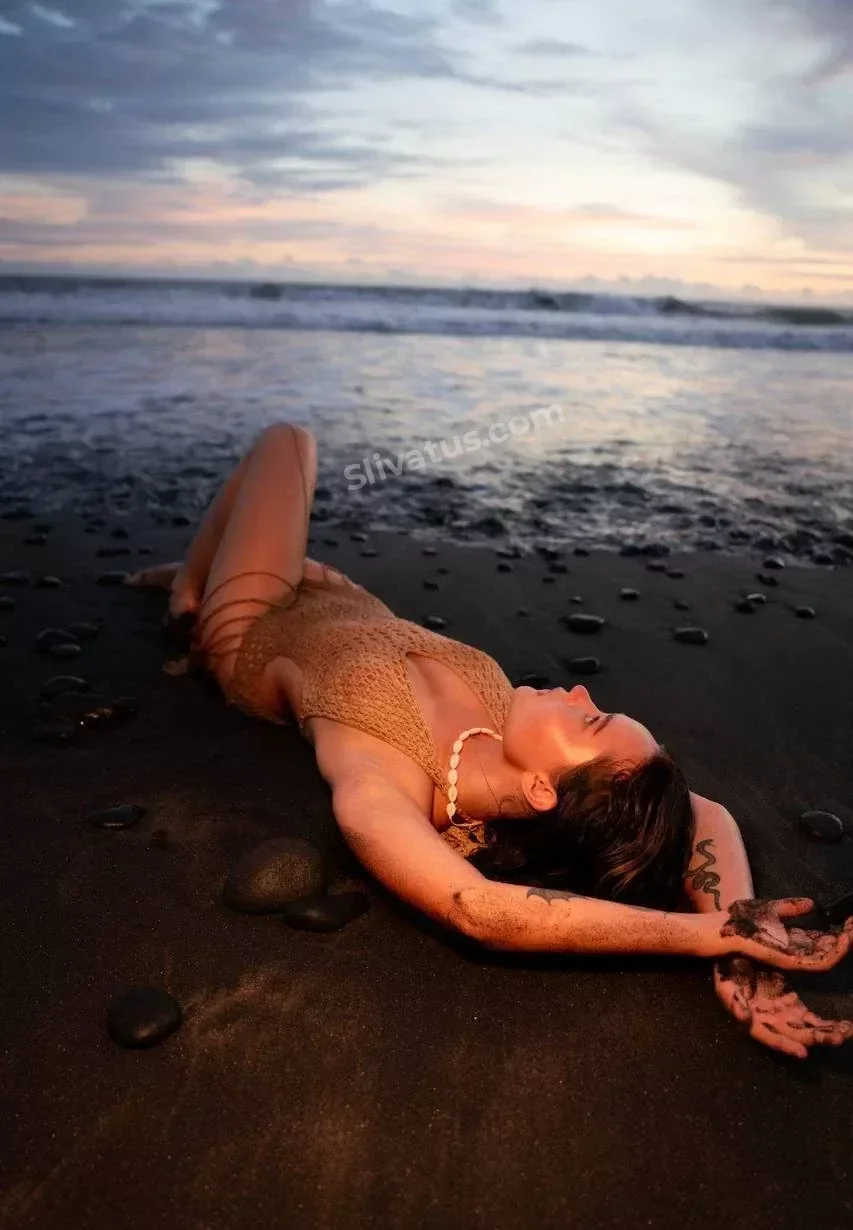 Популярной Слив интимного фото тиктокерши Аня Енина