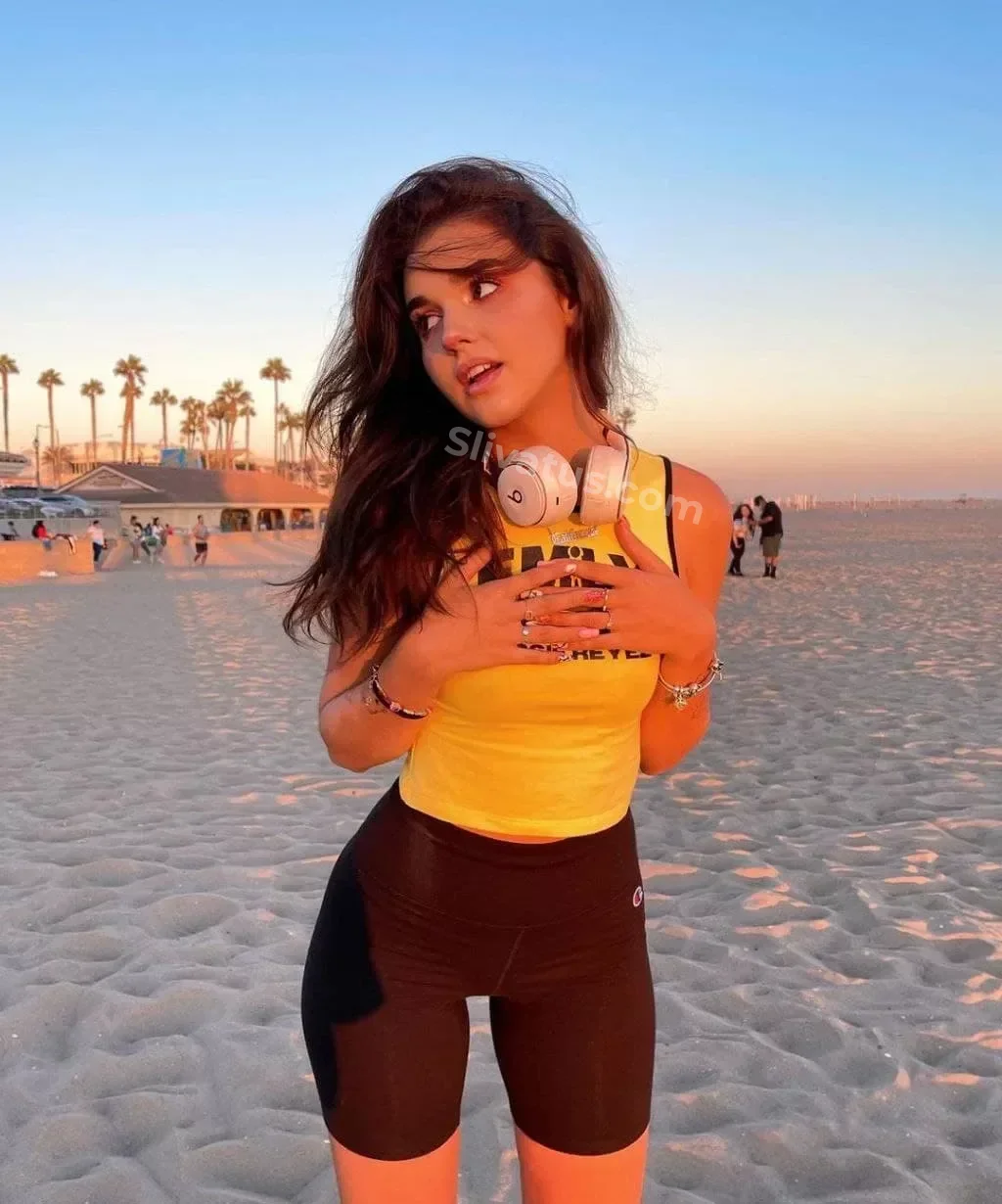 Популярной Утечка фото блогерши Ева Миллер