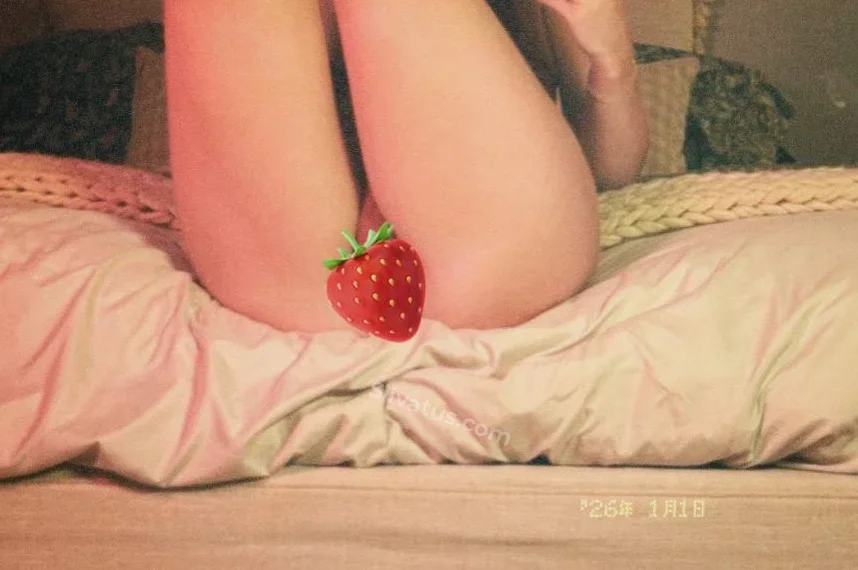 Популярной Утечка фото тиктокерши vikstimm