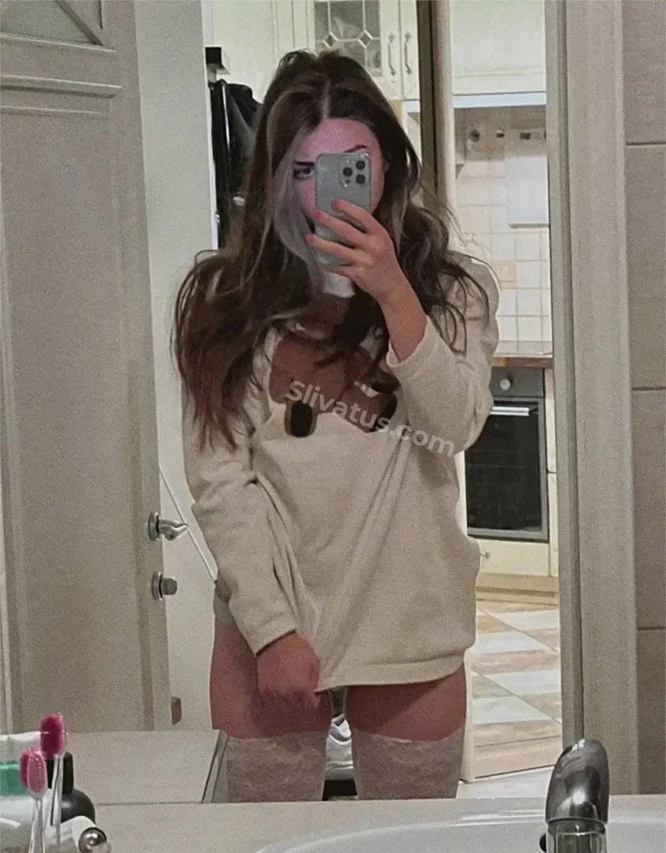 Приватный Слив блогерши Аринян (AhriNyan) 18+