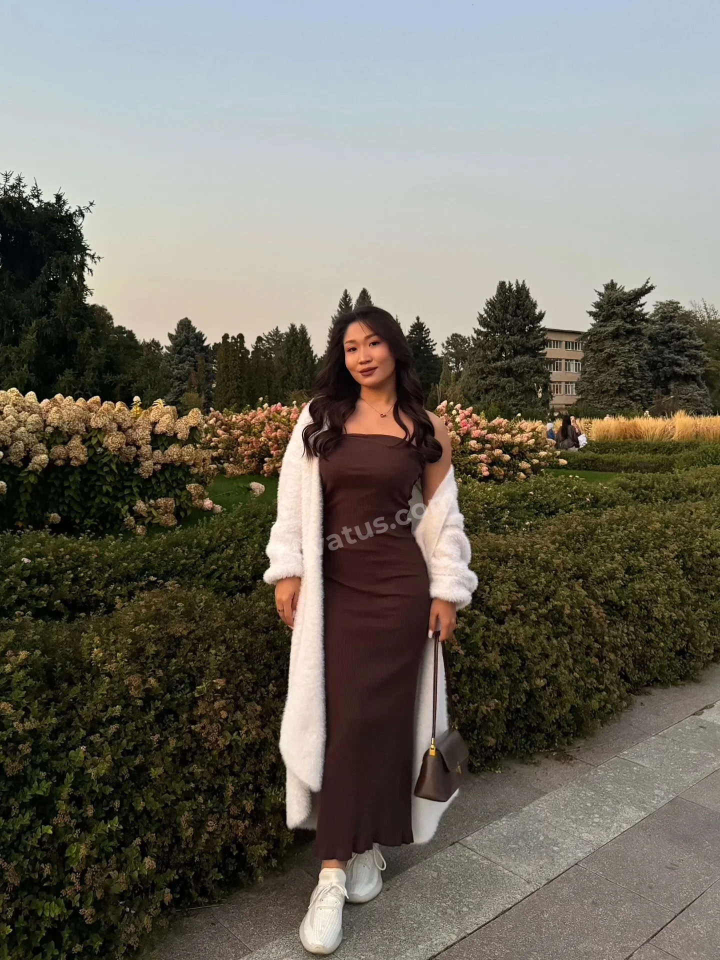 Приватный Ырысжан (Erbolkyzy Yryszhan) - голая тиктокерша слив