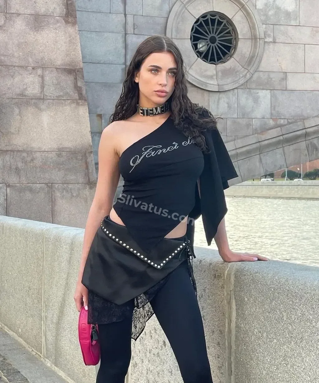 Проверенный Эксклюзивный слив тиктокерши Адель Вейгель (Adel Veigel)