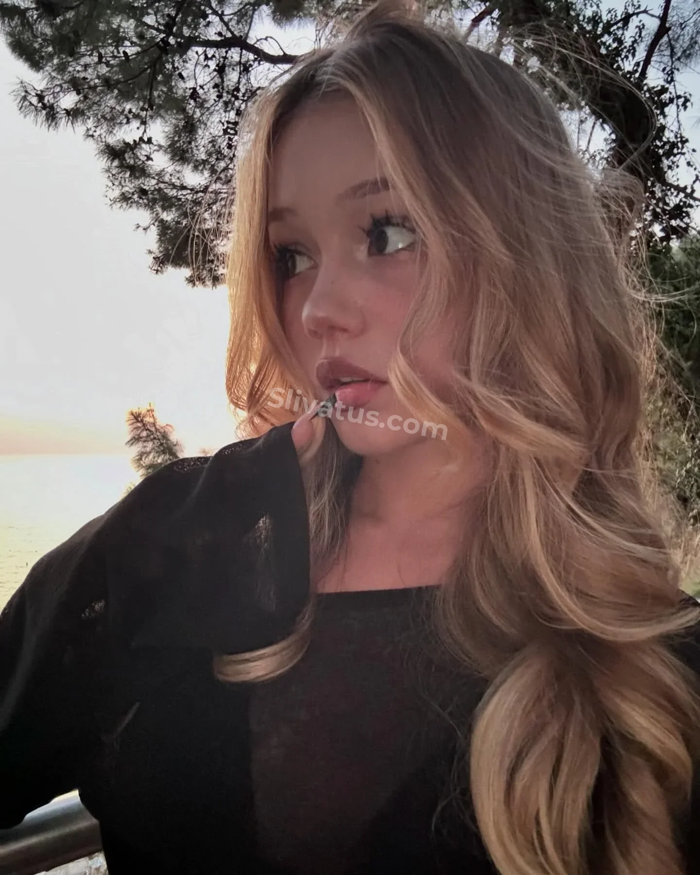 Проверенный Фото голой тик токерши Антотка (antotkaa)