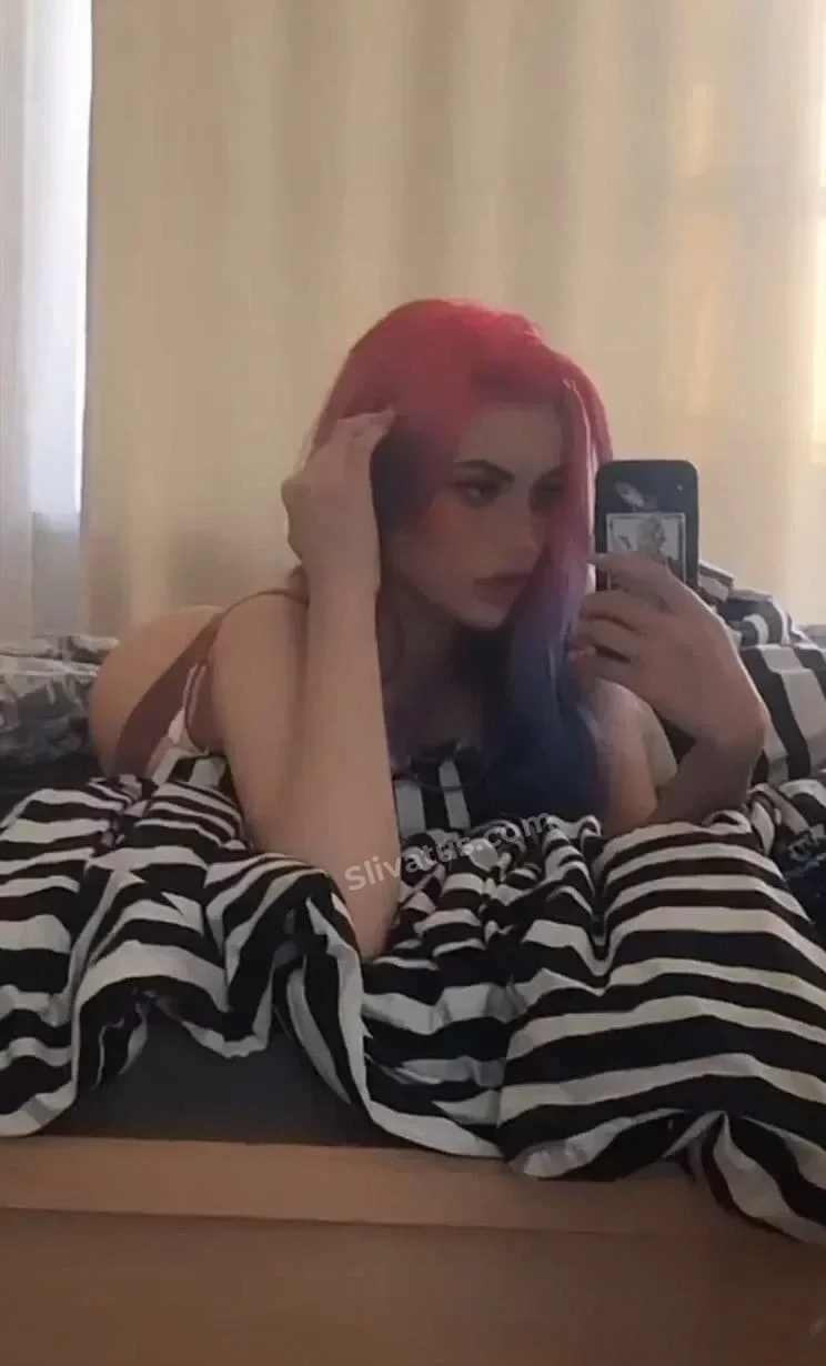 Проверенный Голая тиктокерша Морана Батори (Morana Battory) на фото