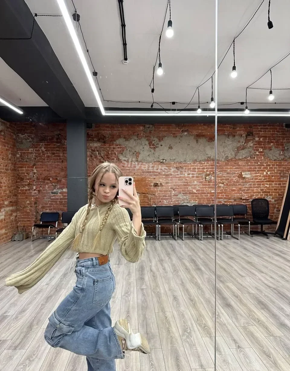 Проверенный Горячее фото тиктокерши Милана Стар (Milana Star)