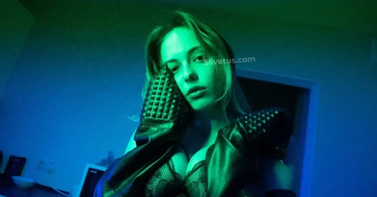 Проверенный Порно слив модели Николь Коулен (nikolkoulen)