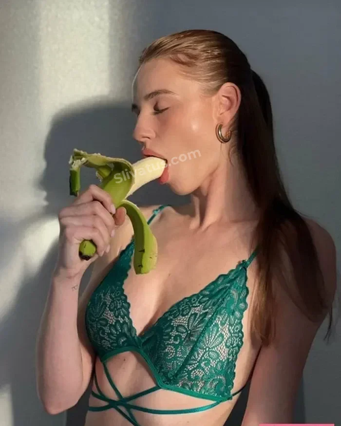 Проверенный Слив интимного фото модели Лиза Василенко (elizabethvasilenko)