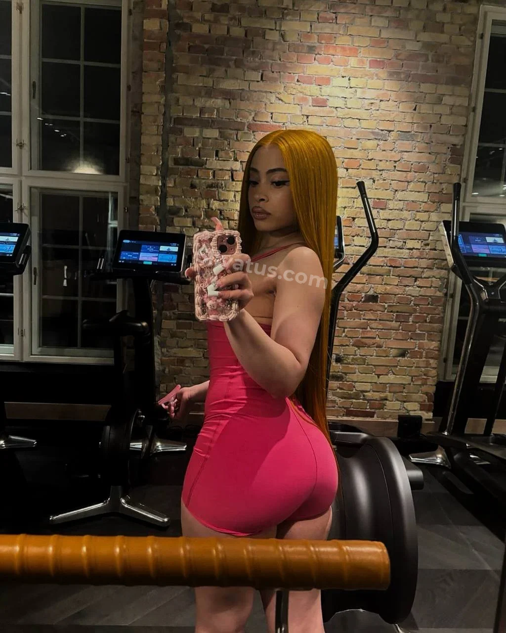 Проверенный Слив секс звезды Ice Spice