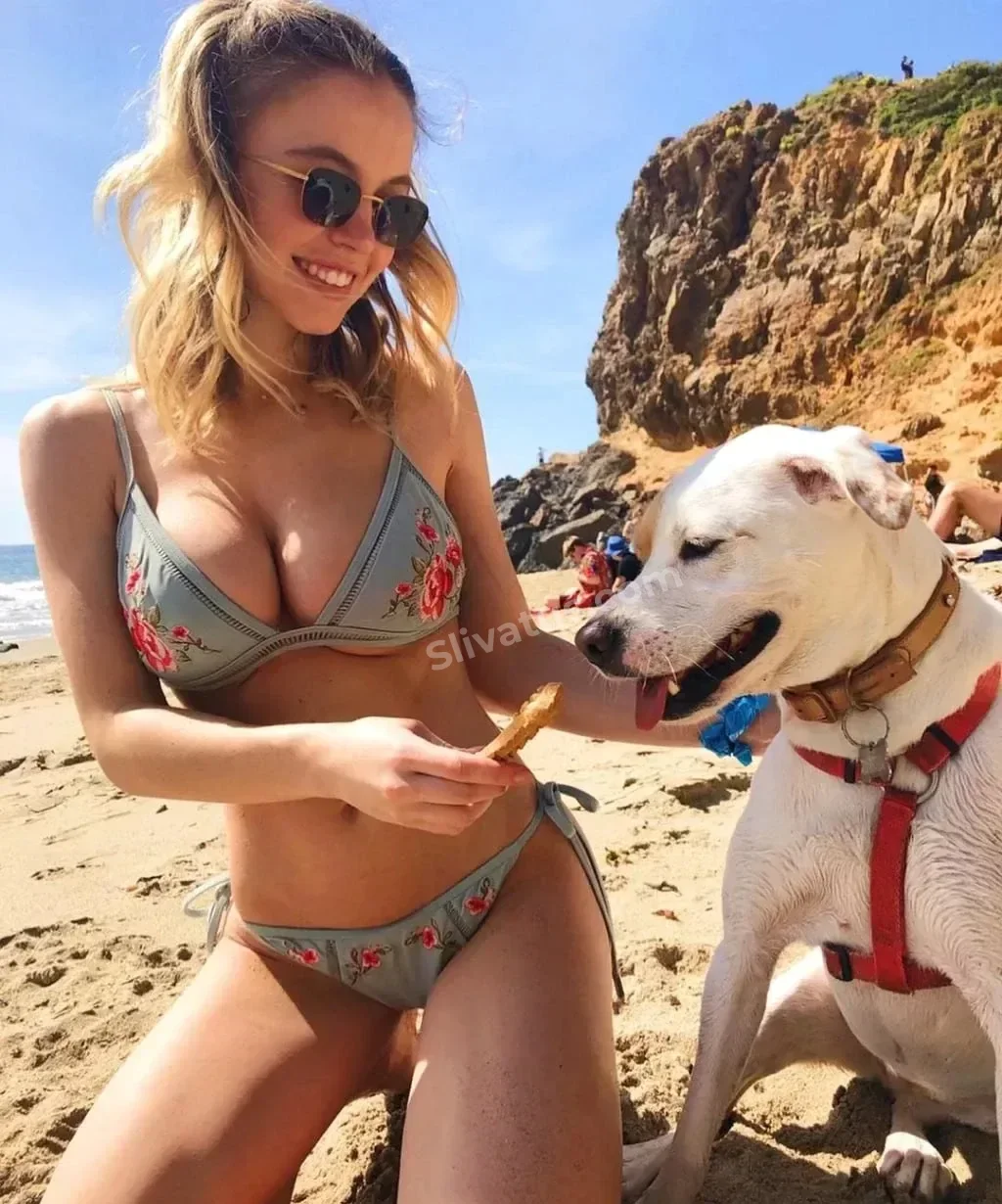 Проверенный Слив звезды Сидней Суини