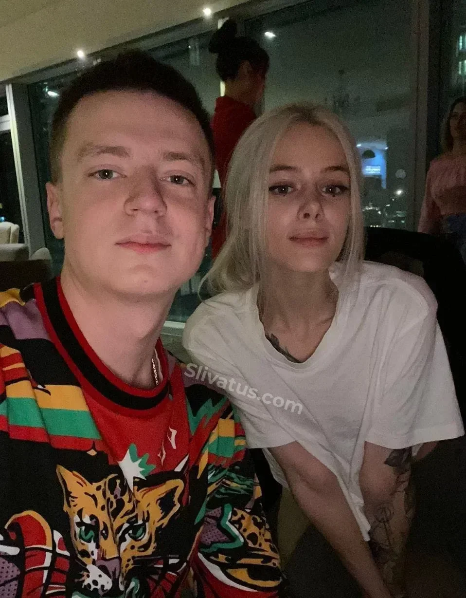 Русской Горячее фото тиктокерши Gtfobae (qqtati)