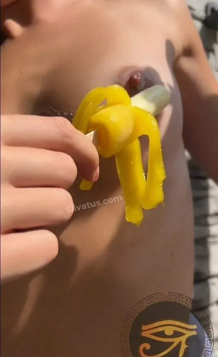 Русской Лиза Василенко (elizabethvasilenko) модель без одежды