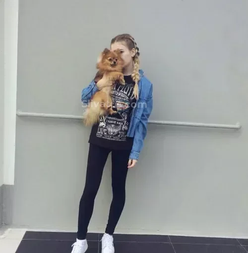 Русской Слив голой блогерши Ева Миллер