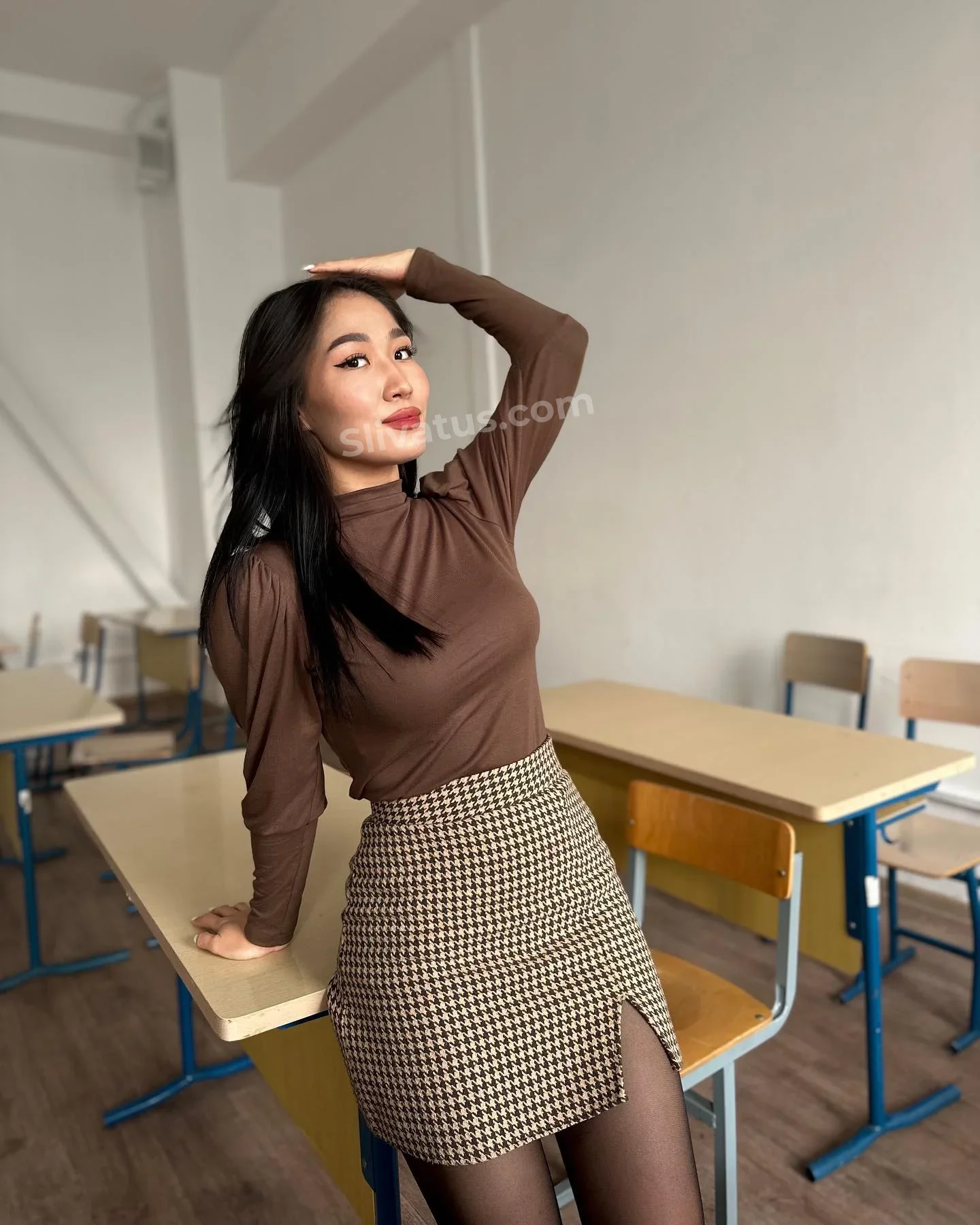 Русской Слив тик токерши Ырысжан (Erbolkyzy Yryszhan)