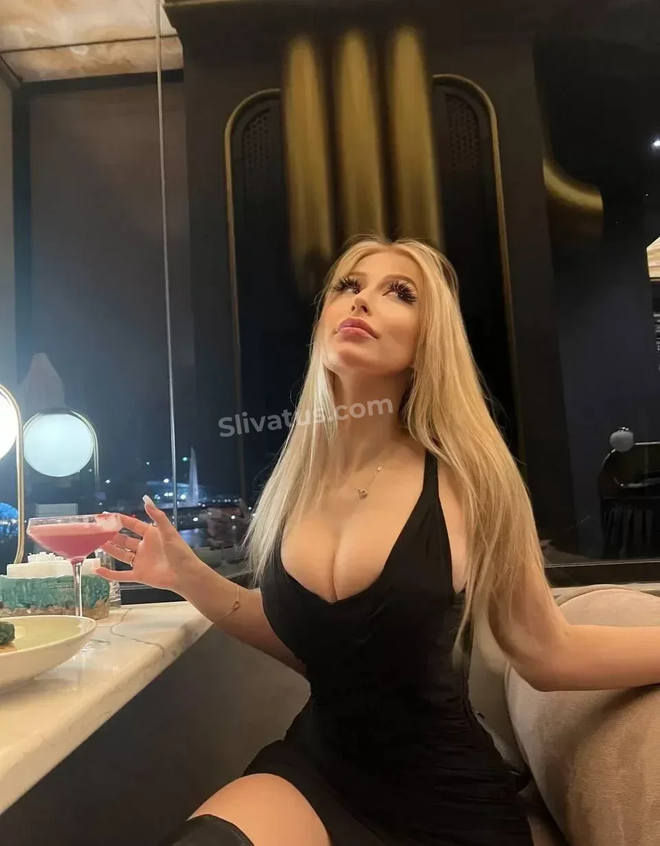 Русской Утечка фото блогерши Polina Li (Полина Ли)