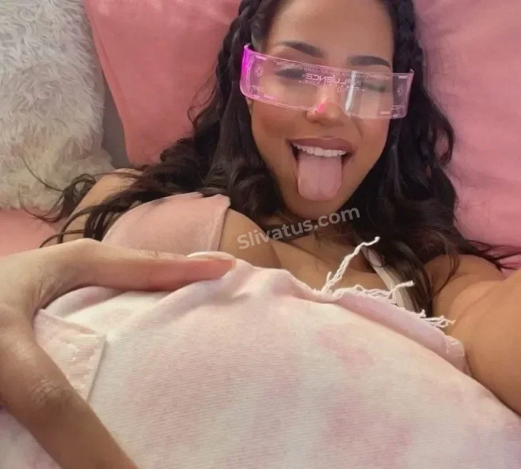 Секс Алиша Коне (aalishass) тиктокерша без одежды