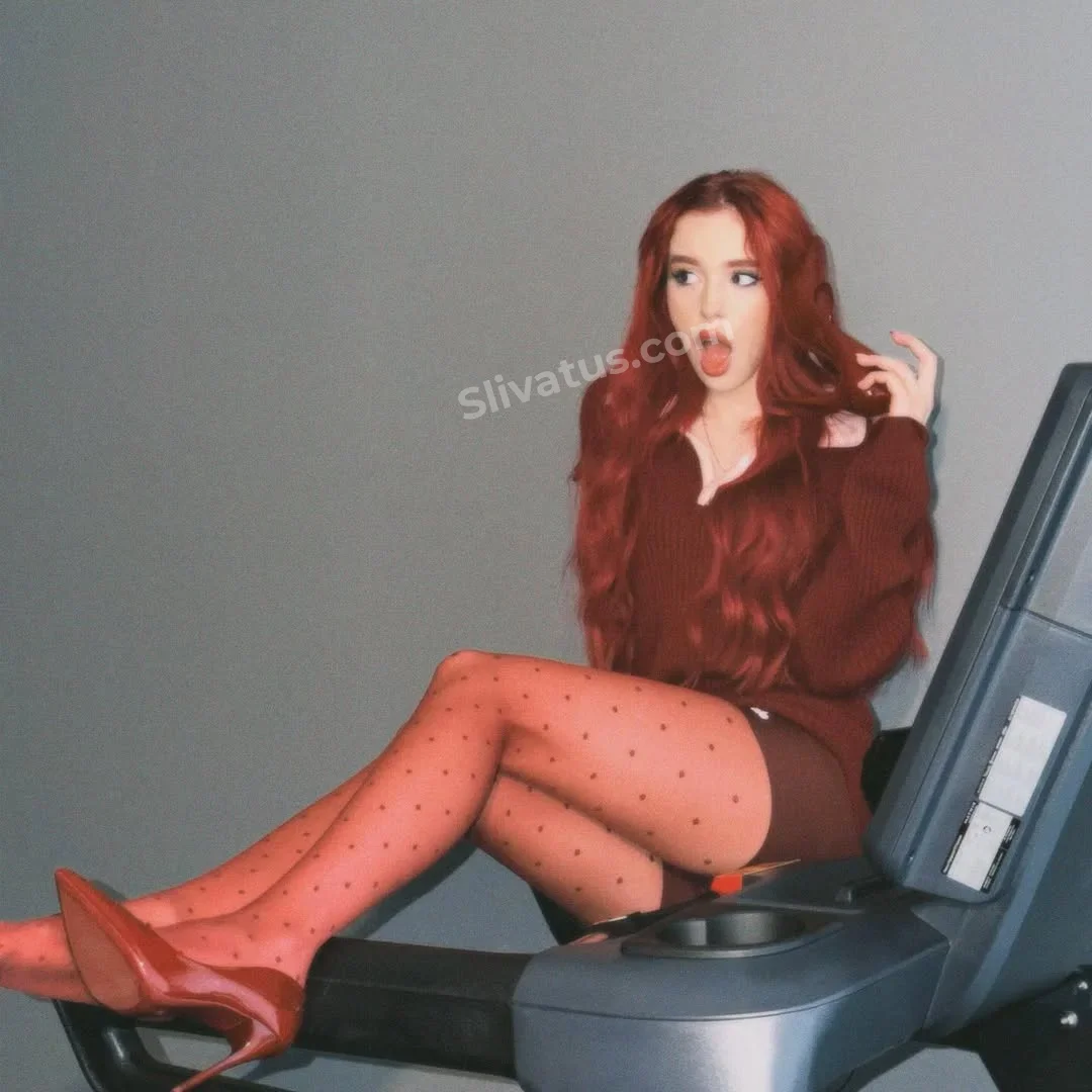 Секс Голая тиктокерша Риви (rivi) на фото