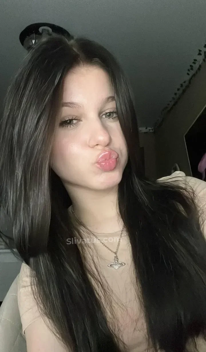 Секс Горячее фото тиктокерши Лера Симка (simka.le)