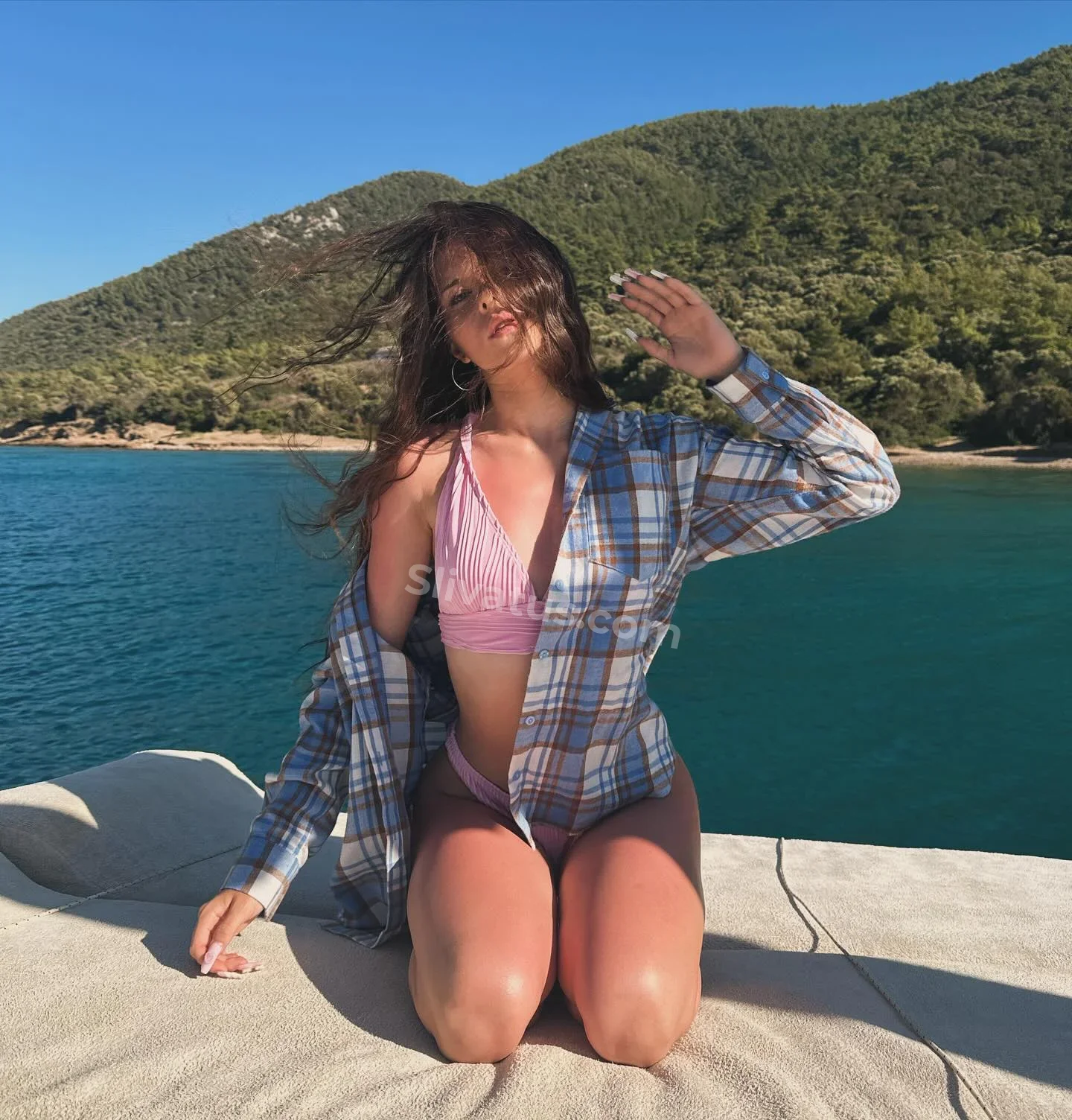 Секс Кира Тимралеева - голая тиктокерша слив