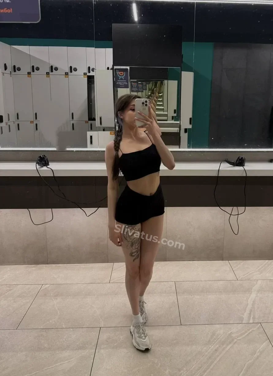 Секс Приватное фото блогерши Rochersha (Настя Рочерша)