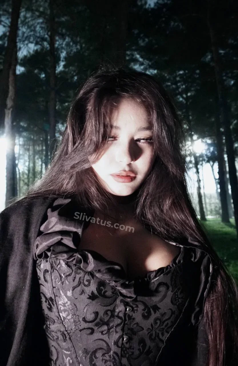 Скандальный CamilaBennetta (Kamotik) тиктокерша без одежды