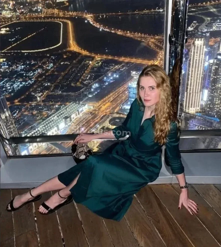 Скандальный Голая тиктокерша Ангелина Робин Гуд на фото