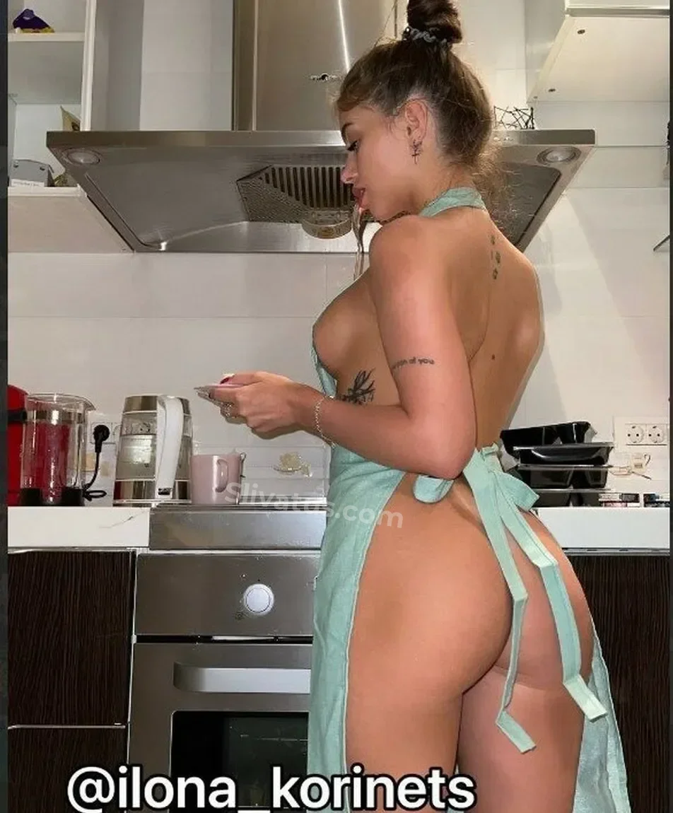 Скандальный Голая тиктокерша Илона Коринец (Ilona Korinets) на фото