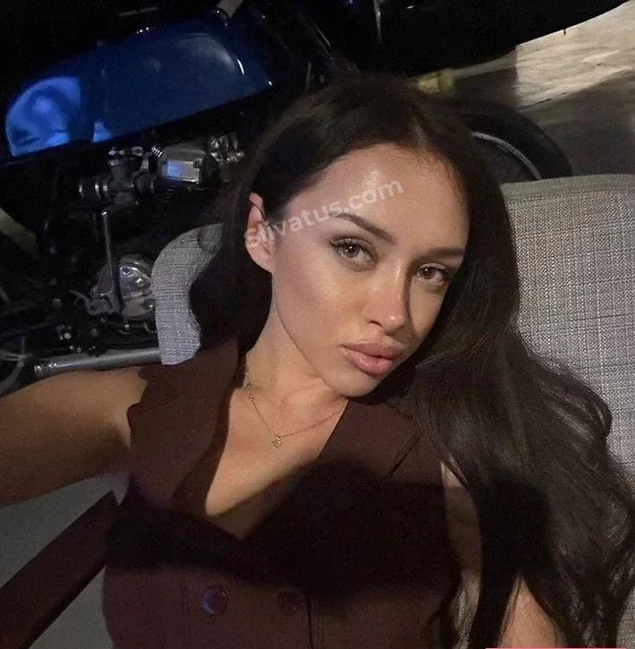 Скандальный Голая тиктокерша Юлия Шашкова на фото