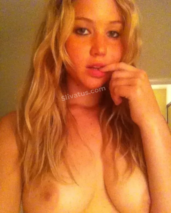 Скандальный Порно слив звезды Дженнифер Лоуренс