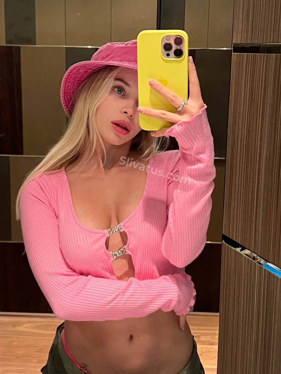 Скандальный Приватное фото модели Алла Брулетова (bruletova)