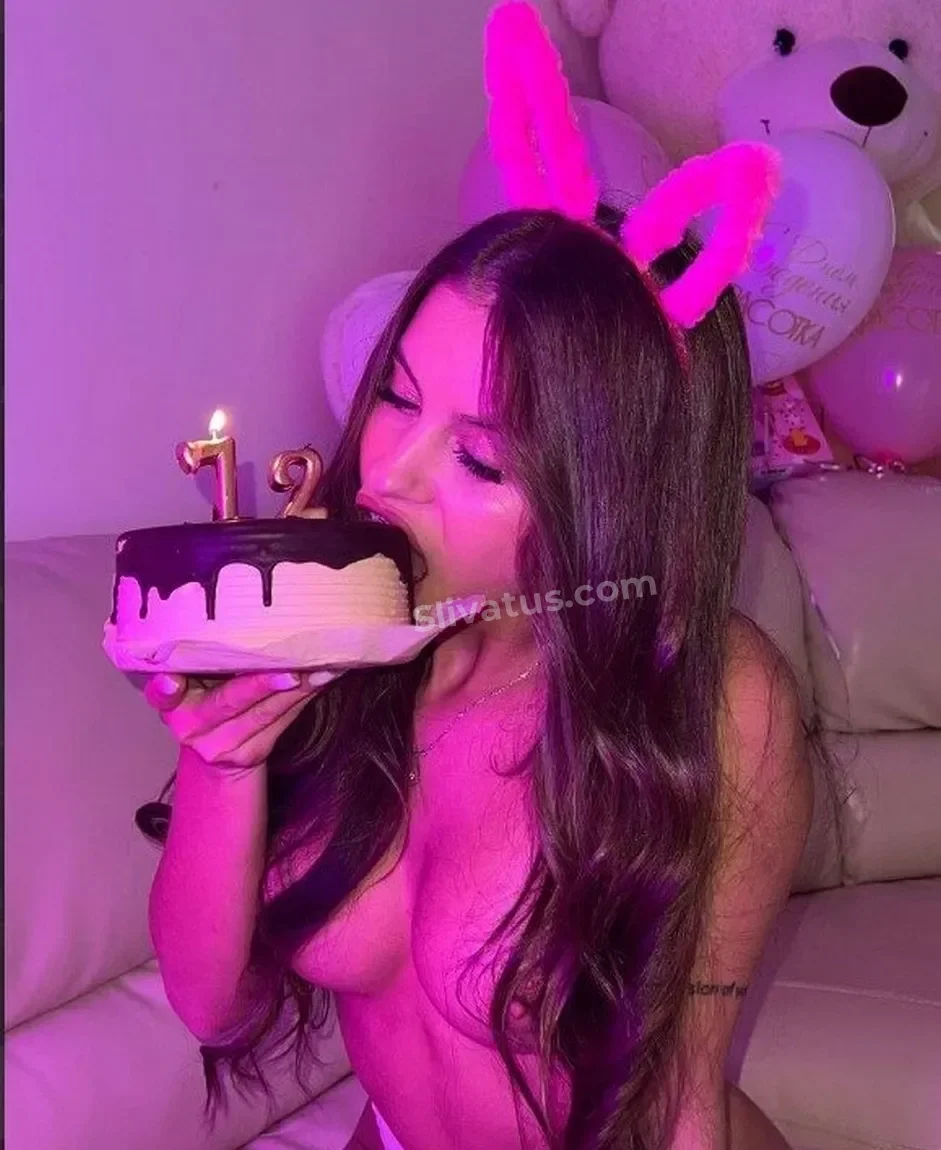 Скандальный Слив фото блогерши Илона Коринец (Ilona Korinets)